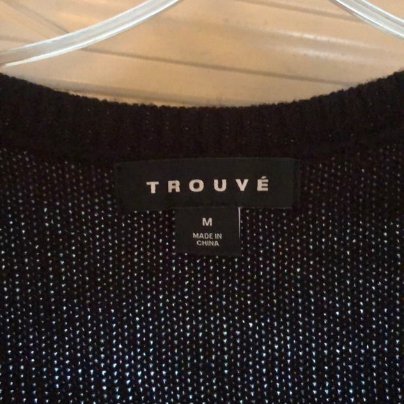 Light black and white stripe sweater - Picture 2 of 3